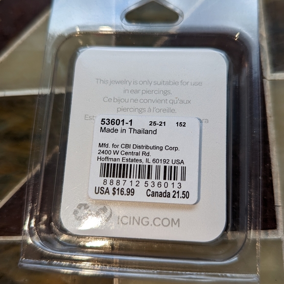 BRAND NEW 16 Guage Rainbow earring with extra interchangeable barbells. - Picture 2 of 5